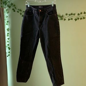 Black Mom Jeans